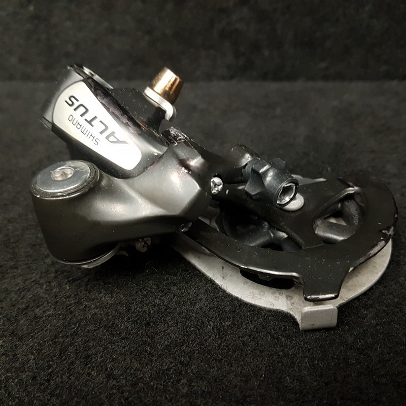Schaltwerk „SHIMANO ALTUS“ 8-fach (Art.-Nr. 1840)