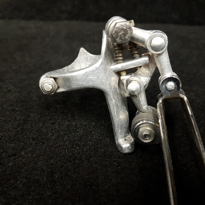 Dérailleur avant "CAMPAGNOLO RECORD avec butée" (Ref 1853)