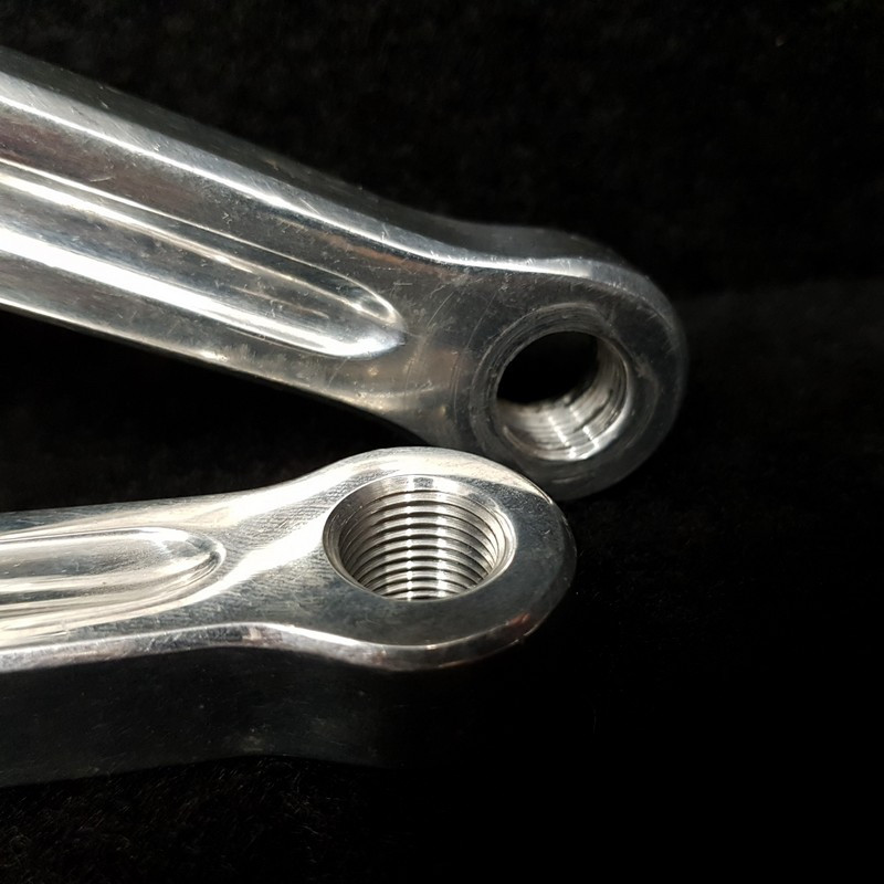 Pédalier "STRONGLIGHT 49D randonneur 44-34" 170 mm (Ref 976)