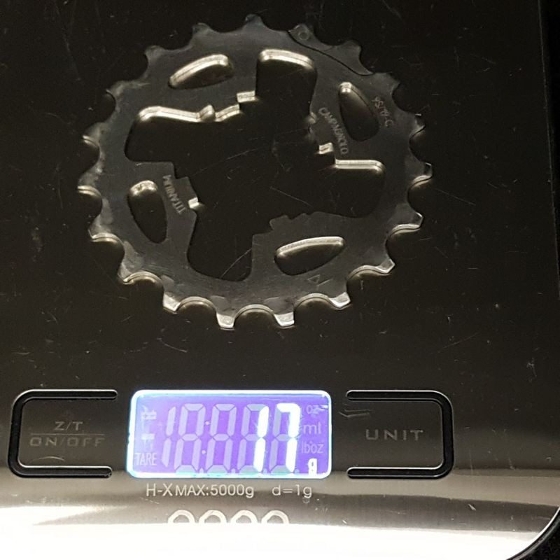 Pignon "CAMPAGNOLO RECORD TITANIUM 9s" 19d (Ref 152)