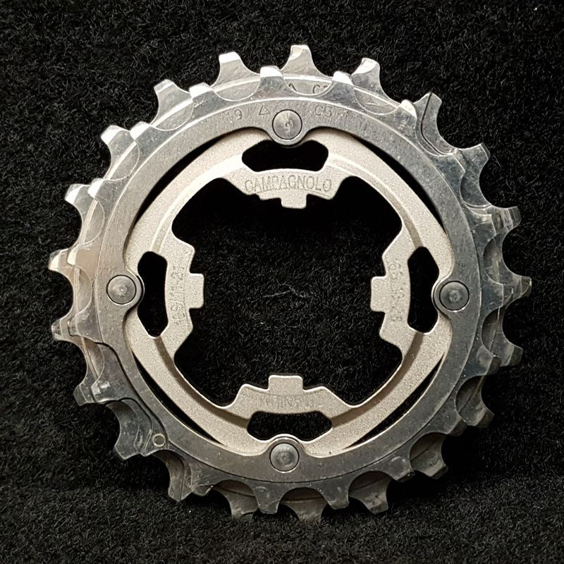 Pignons "CAMPAGNOLO RECORD TITANIUM 10v" 19/21d (Ref 161)