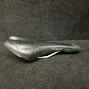 Sattel „FIZIK PAVE CP“ (Art.-Nr. 586)