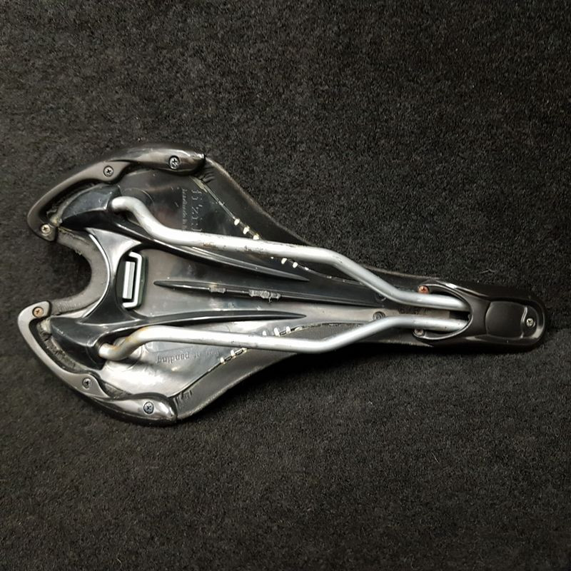 "FIZIK PAVE CP" saddle (Ref 586)