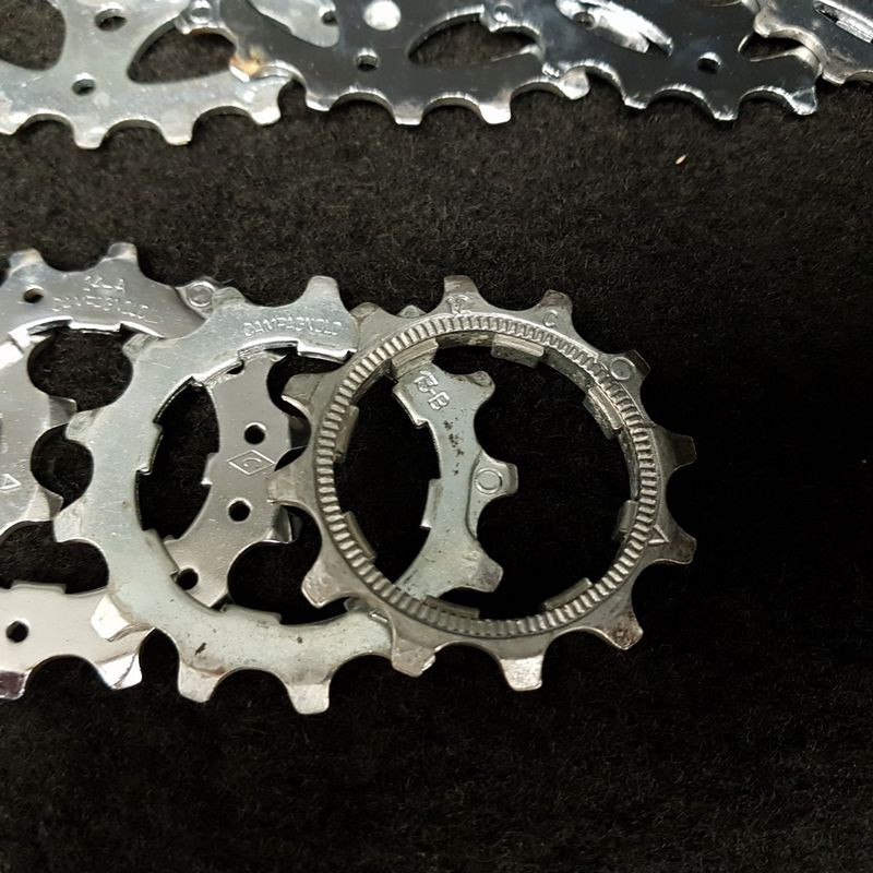 Cassette "CAMPAGNOLO" 8v 12-23 (Ref 452)
