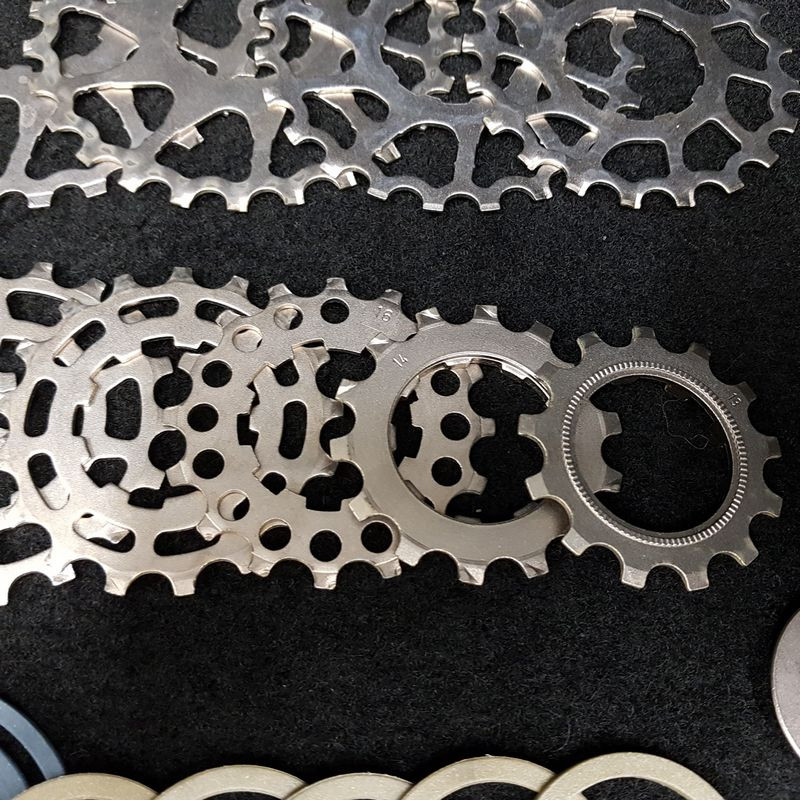 Cassette "MAVIC AVIOTEK Shimano" 10v 13-28 (Ref 454)