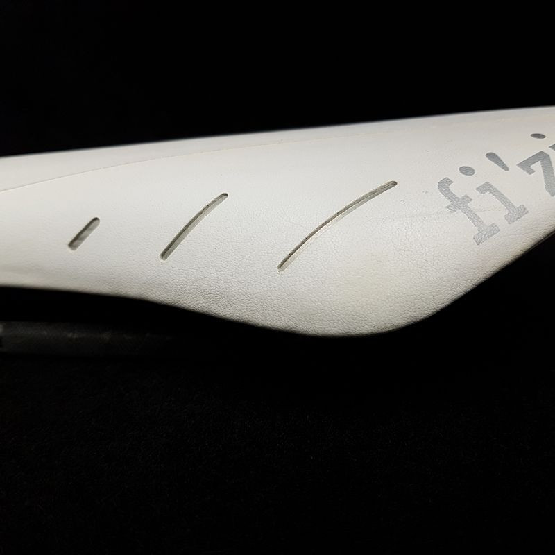 Selle "FIZIK ARIONE R3" (Ref 591)