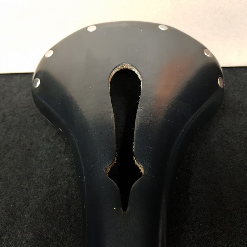 Selle "BROOKS B17 CLASSIC" (Ref 588)