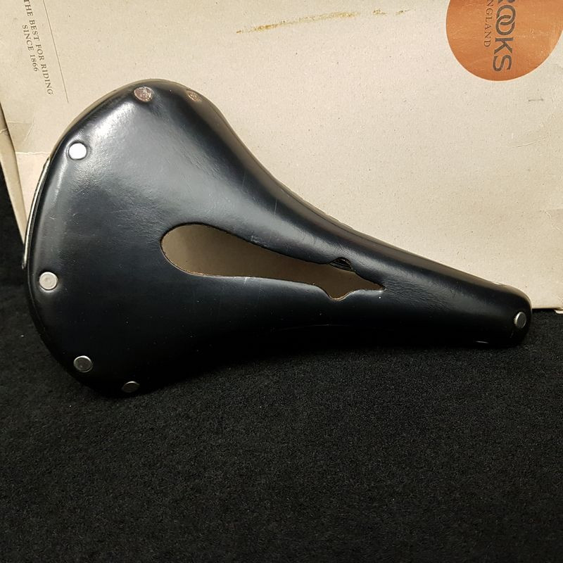 Selle "BROOKS B17 CLASSIC" (Ref 588)