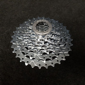 Cassette "SHIMANO HG" 8v 11-32 (Ref 471)