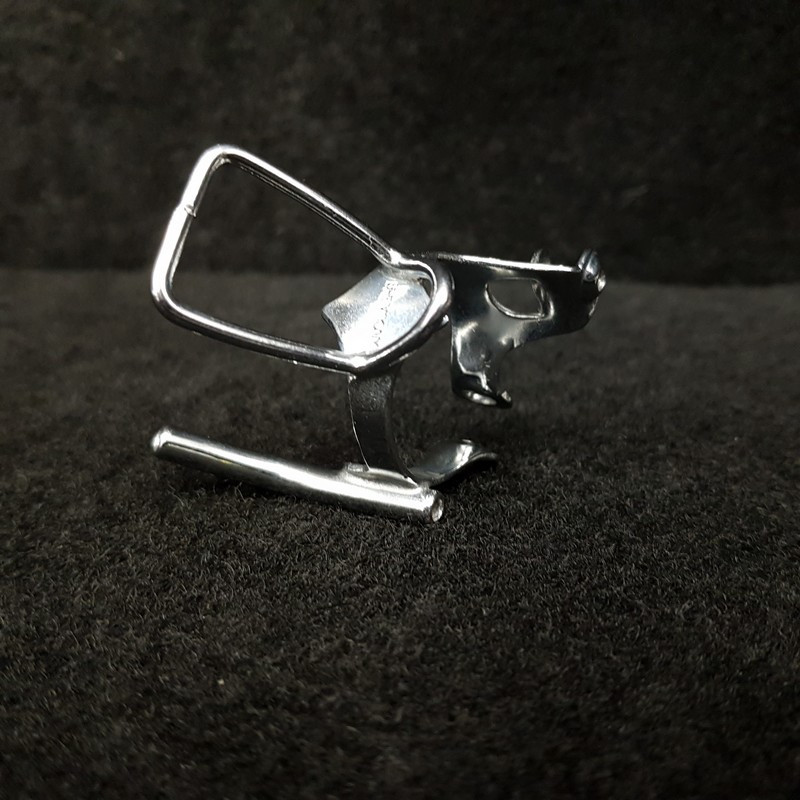 Collier guide câbles avec support Pompe N.O.S "CAMPAGNOLO 630" N.O.S (Ref 194)
