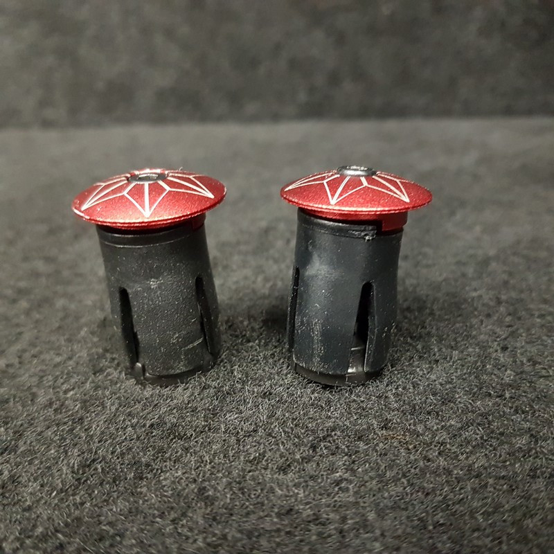 Lenkerkappen „SUPACAZ“ Rot (Art.-Nr. 17)