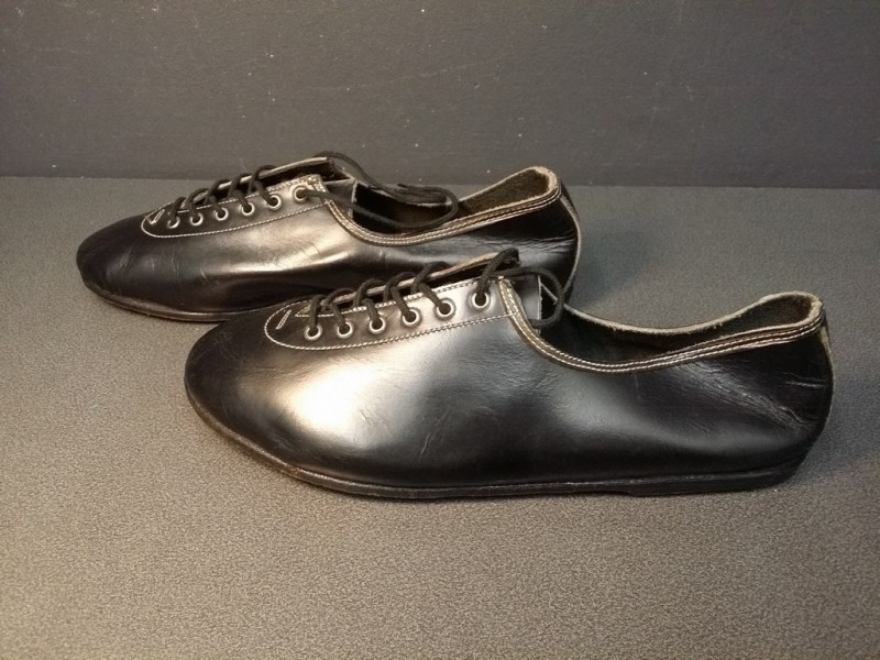 Chaussures NOS "HUNGARIA" Taille 39  (Ref 03)
