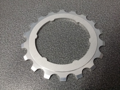 Pinion OUR ALU "EVEREST NOVA" 18d (Ref 23)